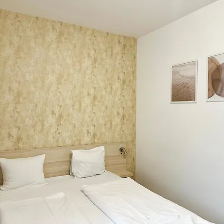 Prime - Premium 2 Bedroom Family With Balcony - Free Parking Apartmán Budapešť