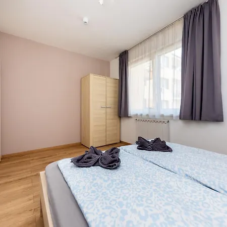 Prime - Premium 2 Bedroom Family With Balcony - Free Parking Apartman *