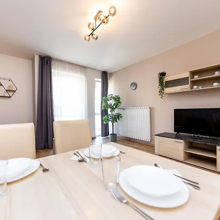 Apartman Prime - Premium 2 Bedroom Family With Balcony - Free Parking Budapest