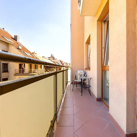 Prime - Premium 2 Bedroom Family With Balcony - Free Parking * Budapešť
