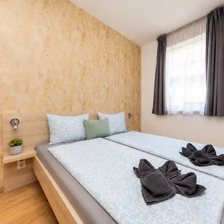 Prime - Premium 2 Bedroom Family With Balcony - Free Parking Budapešť