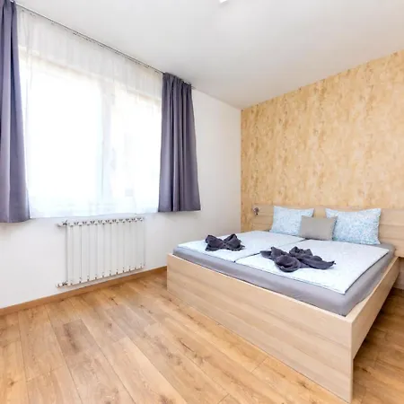 Apartman Prime - Premium 2 Bedroom Family With Balcony - Free Parking Budapest