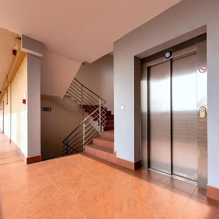Apartmán Prime - Premium 2 Bedroom Family With Balcony - Free Parking Budapešť
